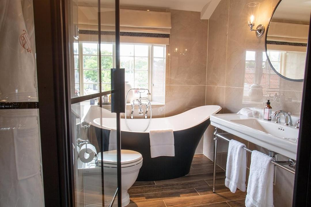 Falcon Hotel Towcester Dış mekan fotoğraf