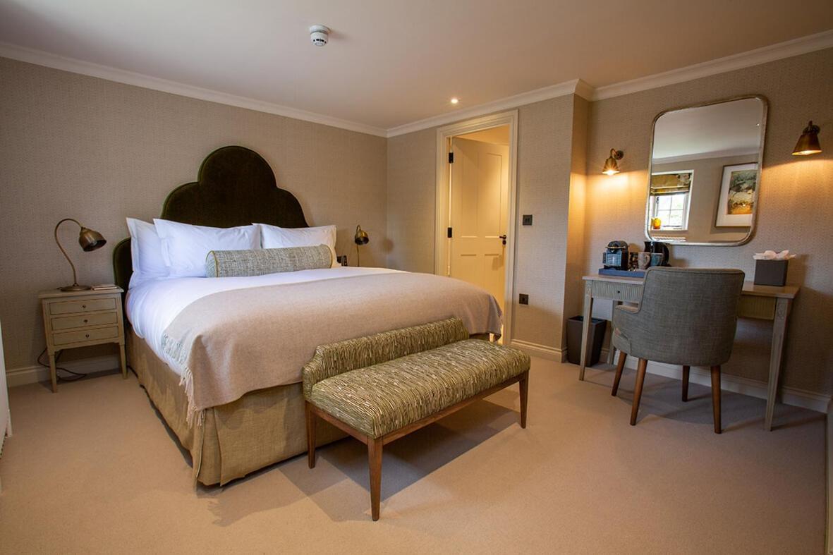 Falcon Hotel Towcester Dış mekan fotoğraf