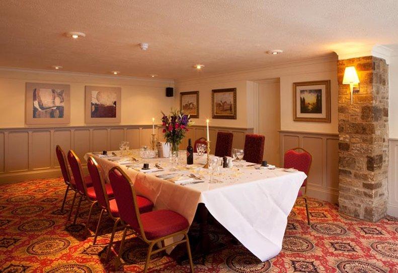 Falcon Hotel Towcester Restoran fotoğraf