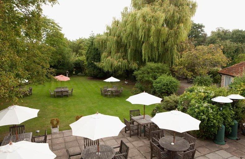 Falcon Hotel Towcester Restoran fotoğraf